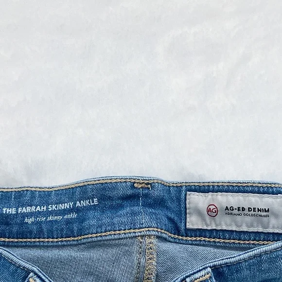 Light Wash Adrianna Goldschmied AG The Farrah Skinny High Rise Frayed Hem Jeans - Picture 5 of 6